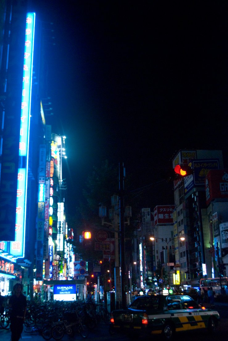 A streetview in Shinjuku district by night, Omotesando #146, 14 août 2011
