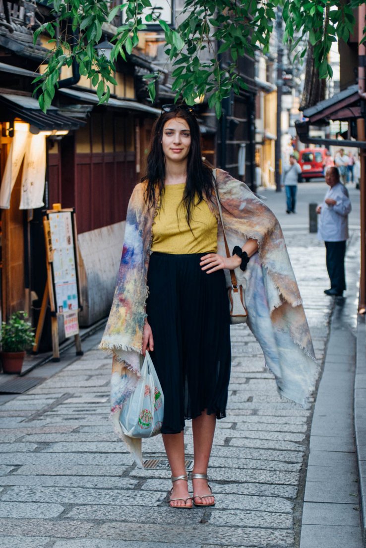 Streetsnap of a western girl with mustard top and black skirt, First day in Kyoto #048, Gion Tatsumi bridge, Kyoto, Japan, 08 may 2016 Streetsnap of a western girl with mustard top and black skirt