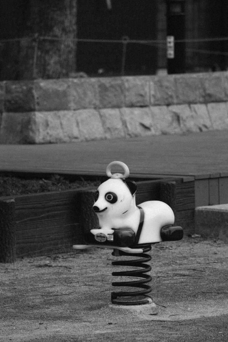 Spring rider shaped as a panda, Ueno Kōen (上野公園) #083, 19 may 2016 Spring rider shaped as a panda